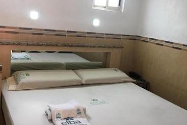 בית מלון כפרי & Suites Elba