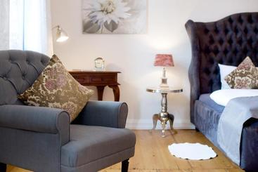 膳宿费 Villa Geriwada