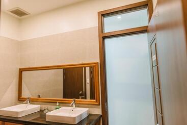 호스텔 Chi Homestay #4