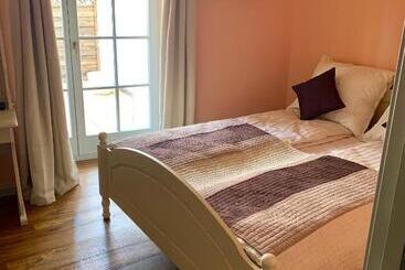 Retkeilymaja Patrick's Pub