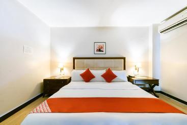 Hotel Capital O 176 Bliss