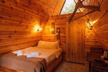 تختخواب و صبحانه Sapanca Sahil Bungalow