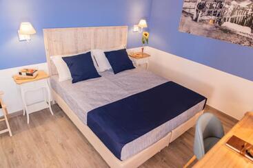 פנסיון Demithos Rooms