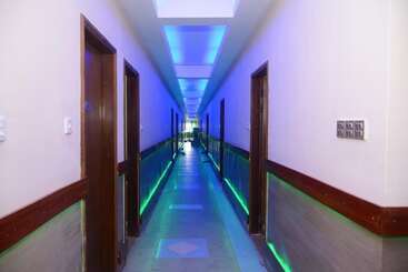 هتل Hill Town Residence