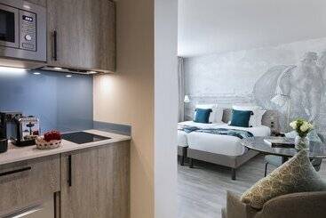هتل آپارتمان Citadines Confluent Nantes