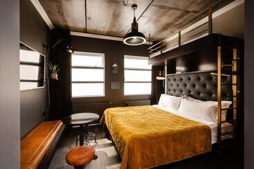 هتل R13 A Townhouse