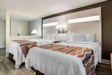 Отель Baymont By Wyndham Montgomery Al