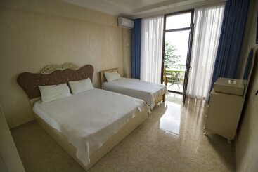 هتل Medea Kvariati