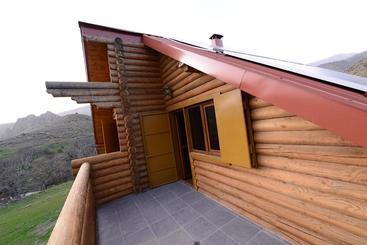هتل کپسول Ranger Campus Eco Lodge