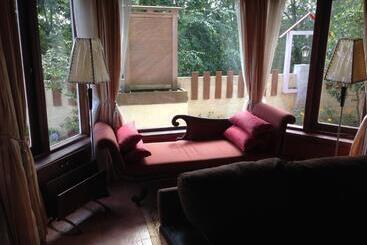 膳宿费 Colonial 4 B/r Home, Great For Families, Coonoor