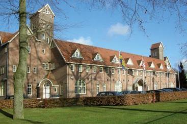 Onderwijshotel De Rooi Pannen Tilburg