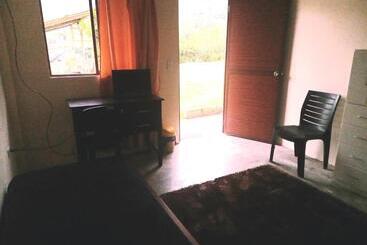 Montano Camping & Hostel