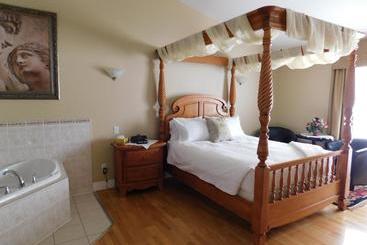 هاستل Lakeshore Inn
