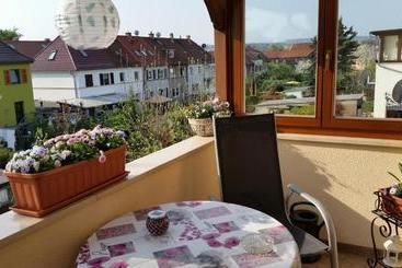 Pension A La Kleinert