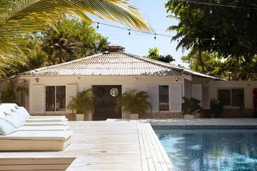 בית מלון כפרי Quinta Del Mar El Paraiso