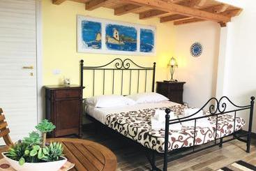 膳宿费 Pianob Formia