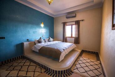 Пансион Riad Les Jardins De Merzouga