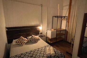 بنسيون Voy Hostales   Poniente