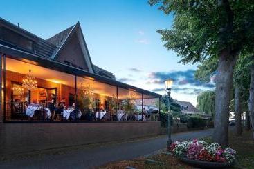 تختخواب و صبحانه Aubergine Logeren & Dineren