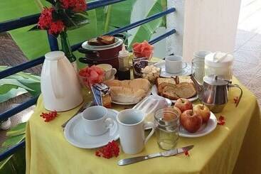 ペンション Pousada Ohana