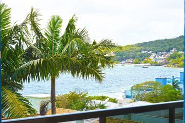 بنسيون Refugio Costeiro Ii