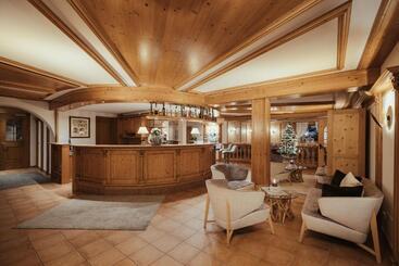 아파트호텔 Villa Flora Mountain Lodges