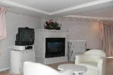 Отель Chateau Royale Inn