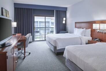 호텔 Courtyard By Marriott Detroit Troy