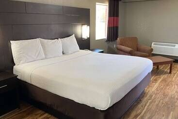 فندق Days Inn By Wyndham Tupelo