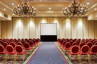 هتل Jackson Downtown Convention Center