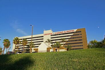 La Crystal Hotel  Los Angeles Long Beach Area