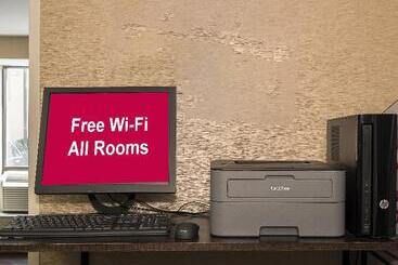 호텔 Red Roof Inn Harrisonburg  University Area