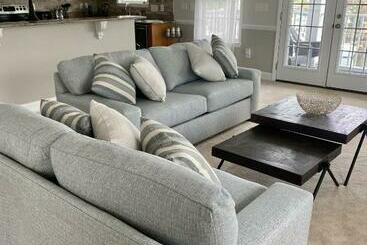 ホテル The Cypress Inn