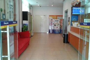 Отель 7 Days Inn Bird's Nest Stadium