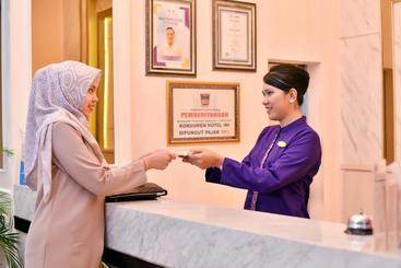 Daima Hotel Padang