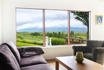 پانسیون Fagrahlíd Guesthouse