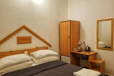 هتل Nomadic Inn