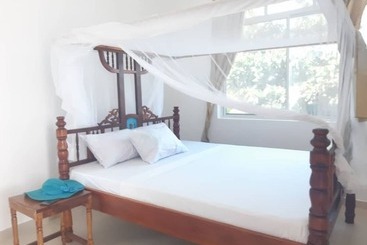 Bed and Breakfast Storm Sailor Villa
