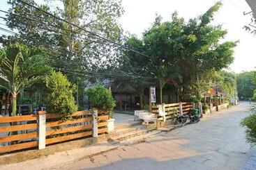 هتل Phuong Binh House