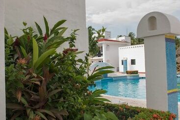 هتل Villa Azul