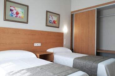 Пансион Hostal Montemayor