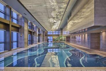 Отель The Westin Zhongshan Guzhen
