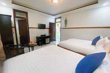 تختخواب و صبحانه Serenity Villa Hoi An