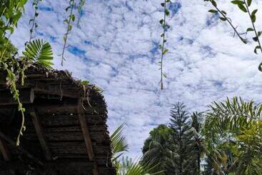Отель Hidden Villa