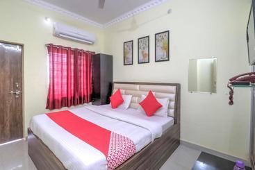 בית מלון כפרי Spot On 49182  The Royal King Spot