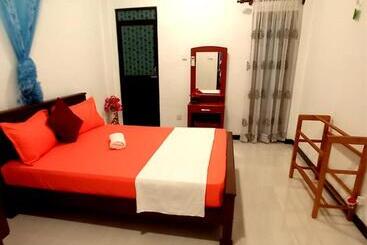 ペンション Arusha Guest House