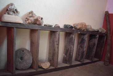 بنسيون Berg House Cafe And