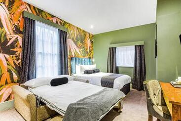 فندق Inn On The Lake By Innkeeper S Collection