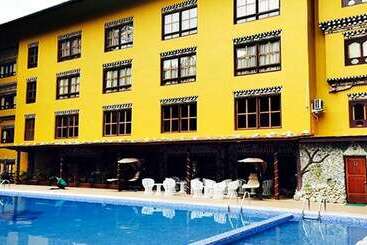 هتل Tashi Namgay Grand