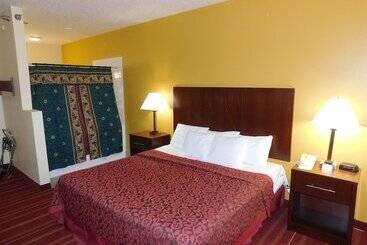 호텔 Days Inn By Wyndham Walcott Davenport